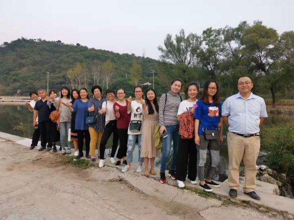 岳氏集團(tuán)國(guó)慶前夕開(kāi)展團(tuán)建活動(dòng)