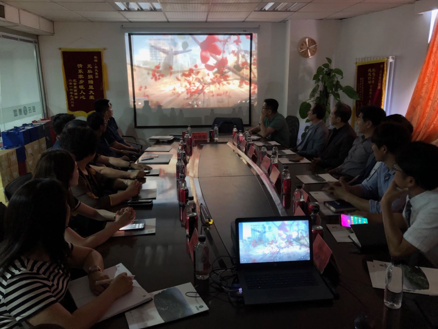 韓國農(nóng)業(yè)協(xié)會、漢城BCC公司、韓國賢光國際到訪岳氏集團(tuán)與并簽署合作協(xié)議